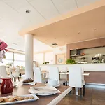 Draconerium Hotel 3*
